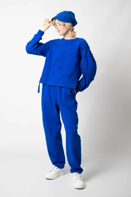 bluza chabrowa z aplikacjami kolekcja UPCYKLING KGart  i spodnie chabrowe baloon kolekcja BASIC marka VIPPI DESIGN (3).jpg