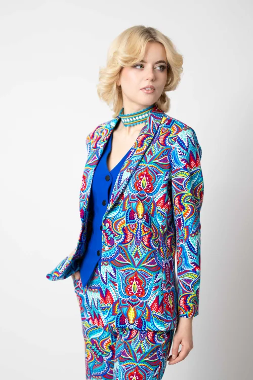 kamizelka chabrowa BASIC i marynarka krotka  kolekcja MEXICO white marka VIPPI DESIGN (4).jpg