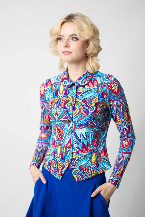 bluzka kolorowa z kołnierzykiem na zatrzaski kolekcja MEXICO white marka VIPPI DESIGN (4).jpg