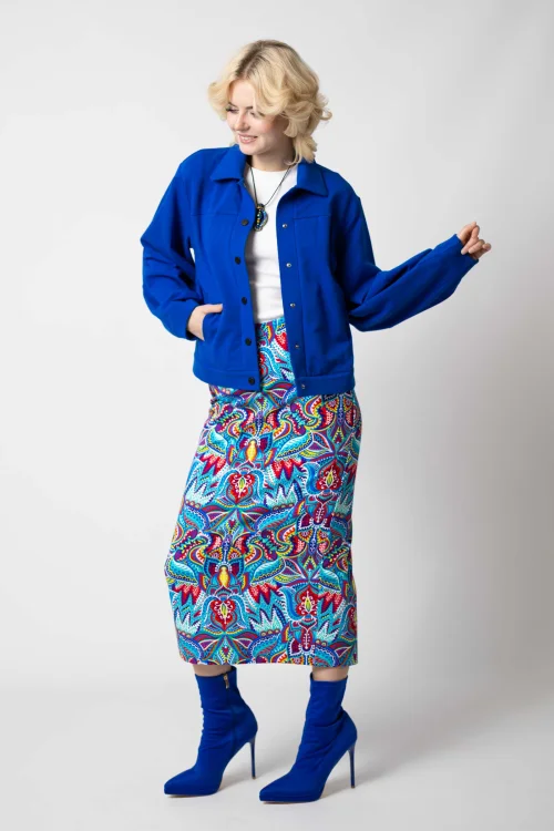spodnica midi wąska z rozporkiem z tylu kolekcja MEXICO white i bluza chabrowa z kołnierzem na zatrzaski  marka VIPPI DESIGN (4).jpg