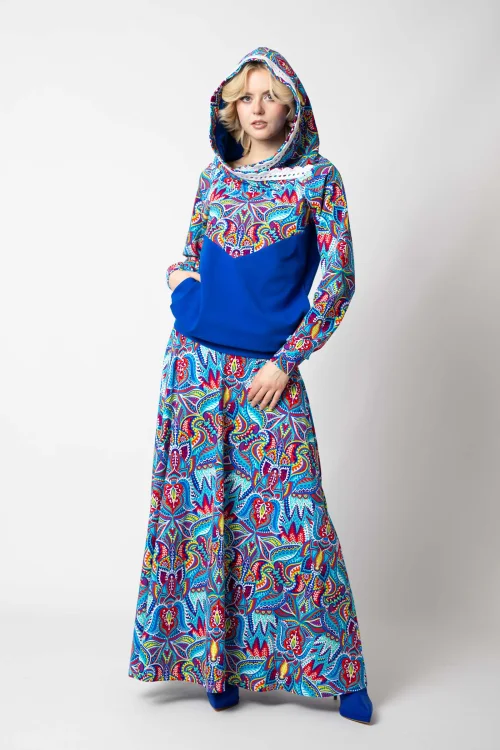 bluza chabrowa z szydełkową koronką na kapturze i długa spodnica kolorowa kolekcja MEXICO white marka VIPPI DESIGN (7).jpg