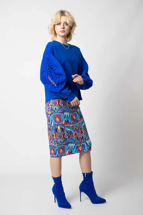 bluza chabrowa z szydełkowymi wstawkami na rękawach KGart i spódnica midi ołówkowa kolekcja MEXICO white marka VIPPI DESIGN- (1).jpg