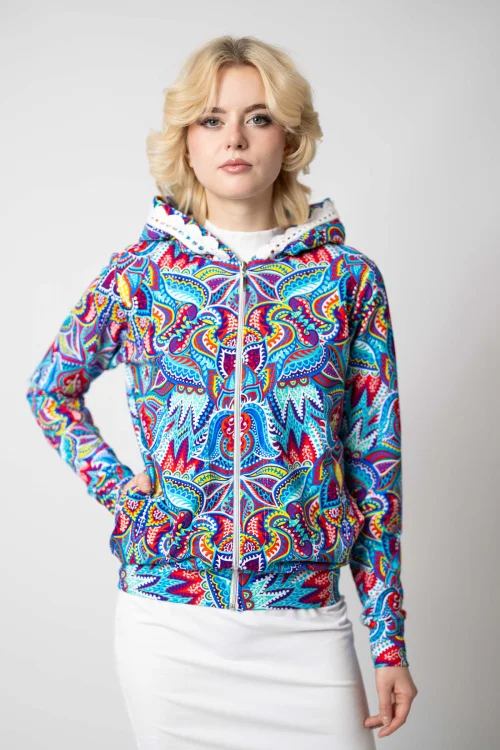 bluza bomberka kolorowa  z szydełkową koronką na kapturze kolekcja MEXICO white marka VIPPI DESIGN (3).jpg