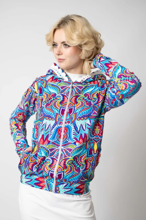 bluza bomberka kolorowa  z szydełkową koronką na kapturze kolekcja MEXICO white marka VIPPI DESIGN (4).jpg