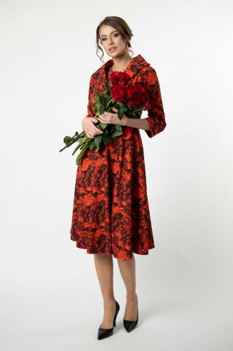 Sukienka-czerwona-z-kołnierzem-marka-Vippi-design.jpg