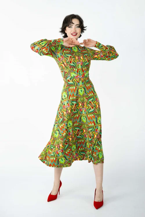 sukienka-midi-wiskozowa-z-bufkami,-kolekcja-MEXICO-marka-vippi-design-5.jpg