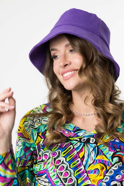 Kapelusz jasny fioletowy z szerokim rondem "BASIC" 