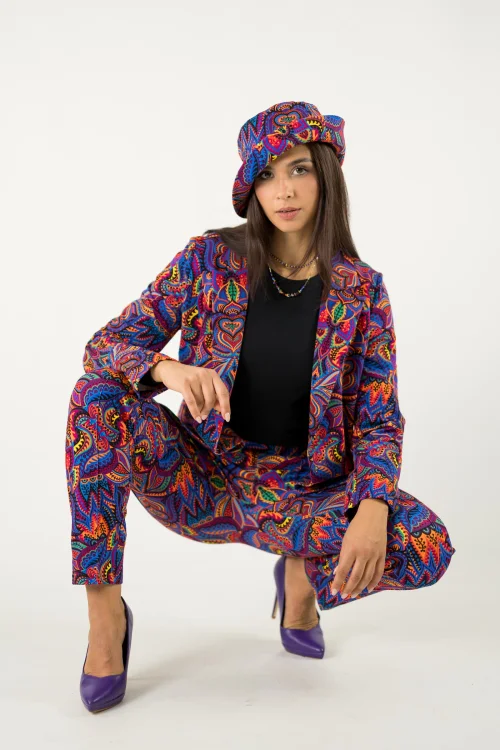 marynarka luźna i spodnie w kant wąskie i kapelusz kolekcja MEXICO violet marka VIPPI design (14).jpg