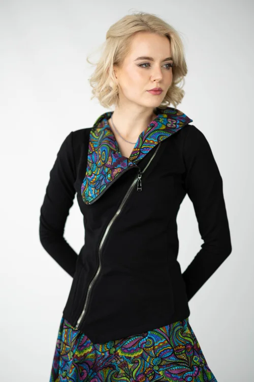 bluza czarna asymetryczna zapinana na zamek kolekcja MIST marka VIPPI design.jpg