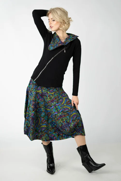 bluza czarna asymetryczna zapinana na zamek i spodnica midi origami kiesznie  kolekcja MIST marka VIPPI design   (5).jpg