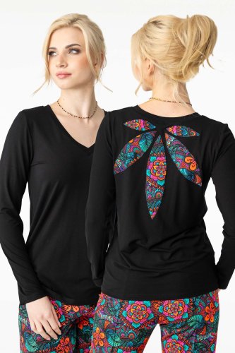 bluzka-wiskozowa-z-aplikacją-na-tyle--marka-Vippi-design-3.jpg