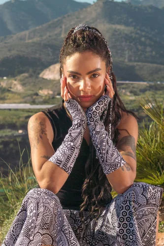 Rękawiczki mitenki długie "MAVI white"