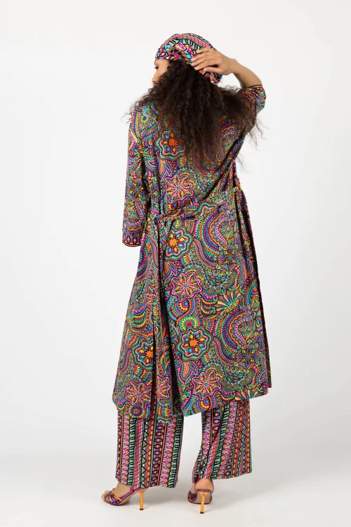 chusta, top długi na szerokich ramiączkach w paski małe i spodnie wiskozowe szerokie w paski duże  i kimono - sukienka kolekcja CONFETTI marka VIPPI DESIGN (1).jpg