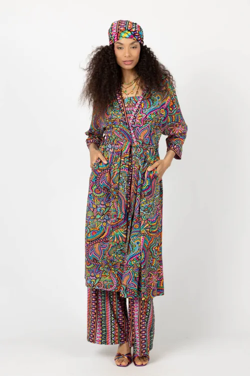 chusta, top długi na szerokich ramiączkach w paski małe i spodnie wiskozowe szerokie w paski duże  i kimono - sukienka kolekcja CONFETTI marka VIPPI DESIGN (3).jpg