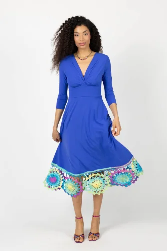 Sukienka wiskozowa midi chabrowa z szydełkową koronką na dole "KGart" 