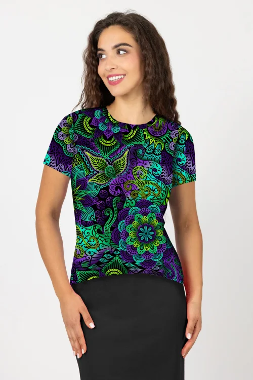bluzka-krótki-rękaw-klasyczna-dłuzszy-tyl-kolekcja-LILY-violet-marka-vippi-design.jpg