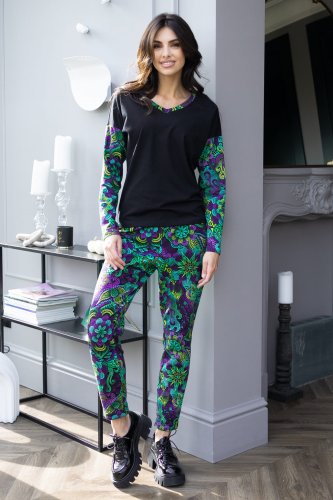 bluzka-trapezowa-czarna-V-LILY-violet-Vippi-design-4.jpg