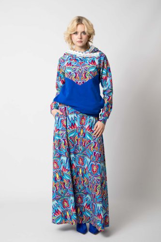 bluza chabrowa z szydełkową koronką na kapturze i długa spodnica kolorowa kolekcja MEXICO white marka VIPPI DESIGN (1).jpg
