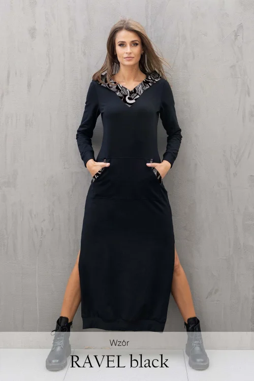 sukienka-długa-czarna-z-kapturem-dekolt-V-kolekcja-RAVEL-black-marka-vippi-design.jpg