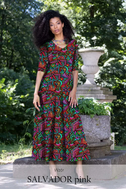 sukienka-długa-dekolt-V-kolekcja-SALVADOR-pink-marka-vippi-design.jpg