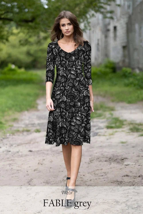 sukienka-midi-kolorowa-rozkloszowana-dekolt-V-kolekcja-FABLE-grey-marka-vippi-design.jpg