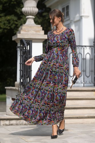 sukeinka-maxi-wiskozowa-z-zakladkami-kolekcja-RAVI-black-marka-vippi-design-7.jpg