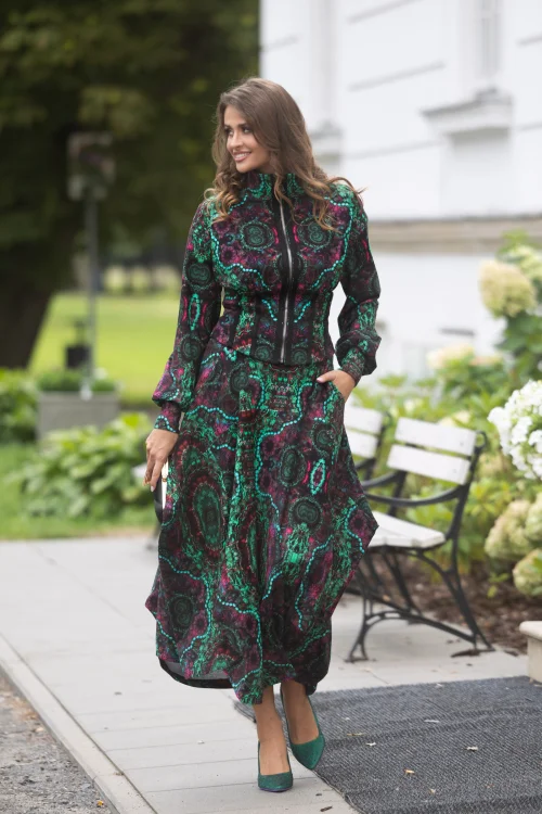 spódnica-długa-origami-i-bluza-gorsetowa--kolekcja-GRACE--marka-vippi-design-17.jpg