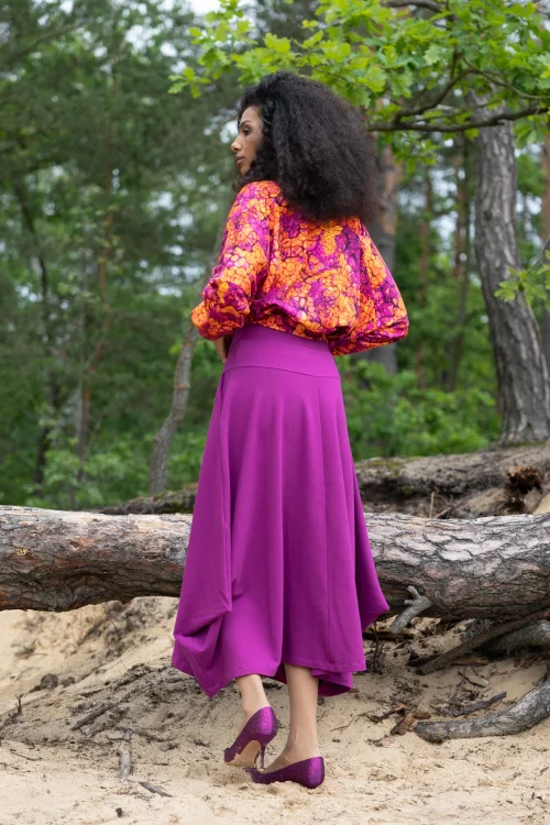 spódnica-midi-z-cyklamenowa-i-bluza-nietoperz-kolekcja-AMBER-marka-vippi-design-8a.jpg