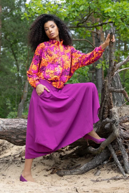 spódnica-midi-z-cyklamenowa-długa-ii-bluza-nietoperz-kolekcja-AMBER-marka-vippi-design-2.jpg