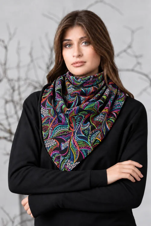 chusta-ocieplana-kolekcja-RAVI-black-Vippi-Design