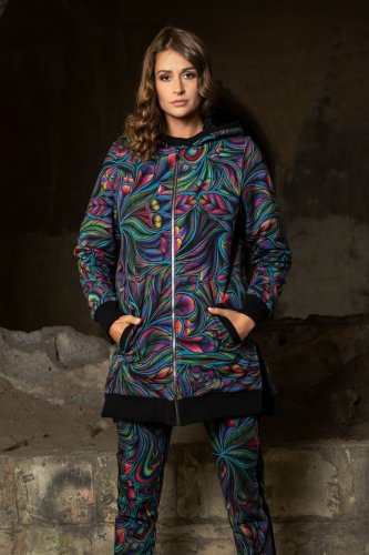 spodnie-z-lampasami-i-bluzka-sportowa-i-bluza-ocieplana-BLOOM-vippi-design-4a.jpg