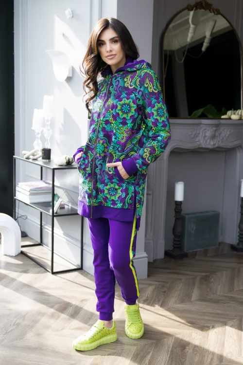 bluza-fioletowa-i-spodnie-z-podwójnym-lampasem-i-bluza-długa-ocieplana--LILY-violet-Vippi-design-4.jpg