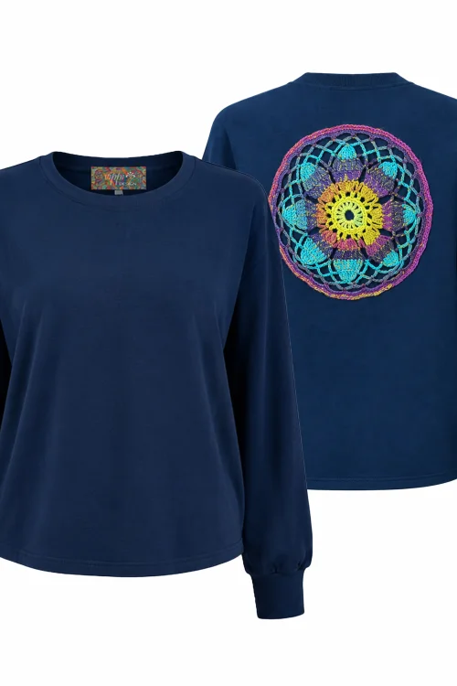 bluza-granatowa-z-szydelkową-rozetą-na-tyle,-marka-vippi-design-43.jpg