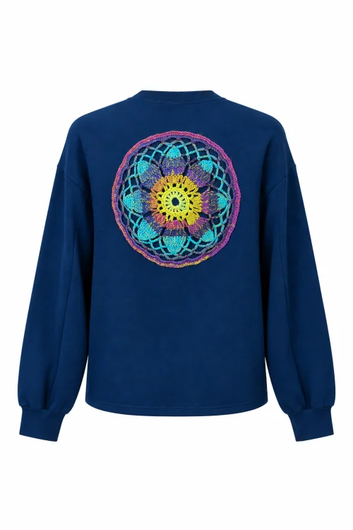 bluza-granatowa-z-szydelkową-rozetą-na-tyle,-marka-vippi-design-1.jpg