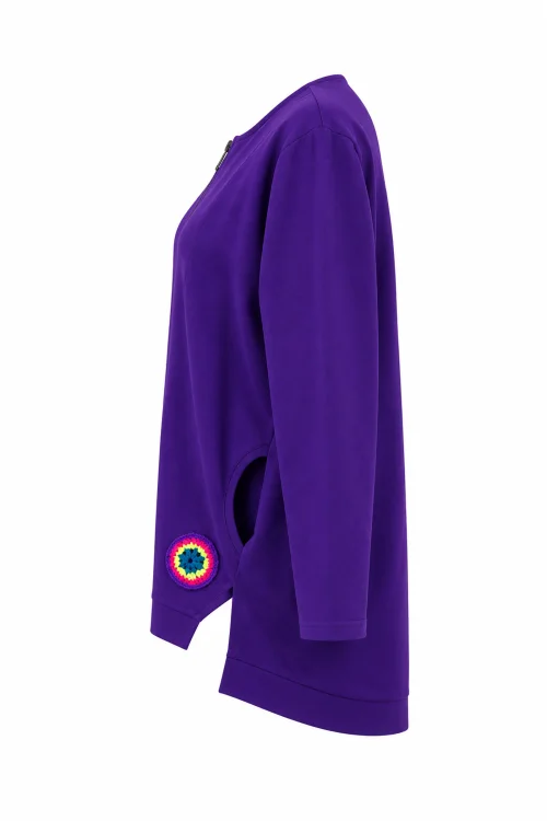 bluza-oversize-fioletowa-z-orozetami--na-tyle--marka-vippi-design..jpg