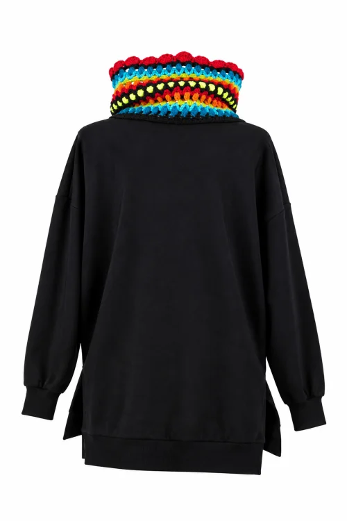 bluza-oversize-czarnaz-szydełkowym-golfem-marka-vippi-design-1a.jpg
