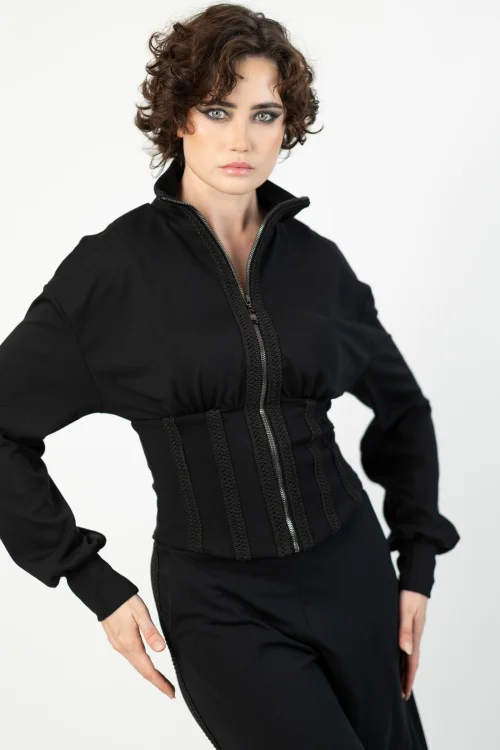 bluza gorsetowa z dekoracyjnymi taśmami  marka VIPPI DESIGN (1).jpg