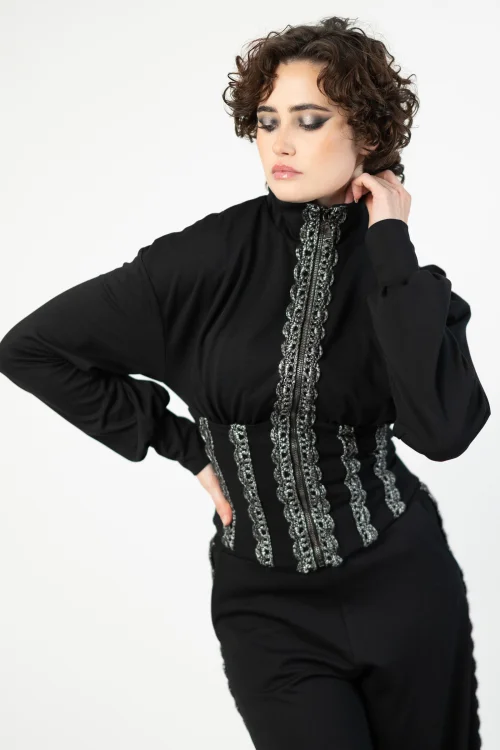 bluza gorsetowa ze stojką  ze srebrnymi lampasami   marka VIPPI DESIGN  (10).jpg