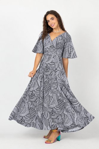sukienka-wiskozowa-maxi-rozkloszowana-kolekcja-MAVI-white-Vippi-Design