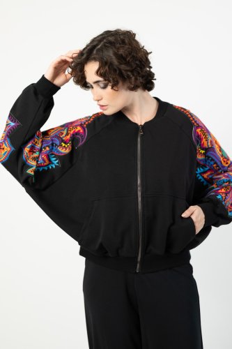 bluza nietoperz z aplikacjami  na rękawch kolekcja MEXICO violet  marka VIPPI DESIGN (6).jpg
