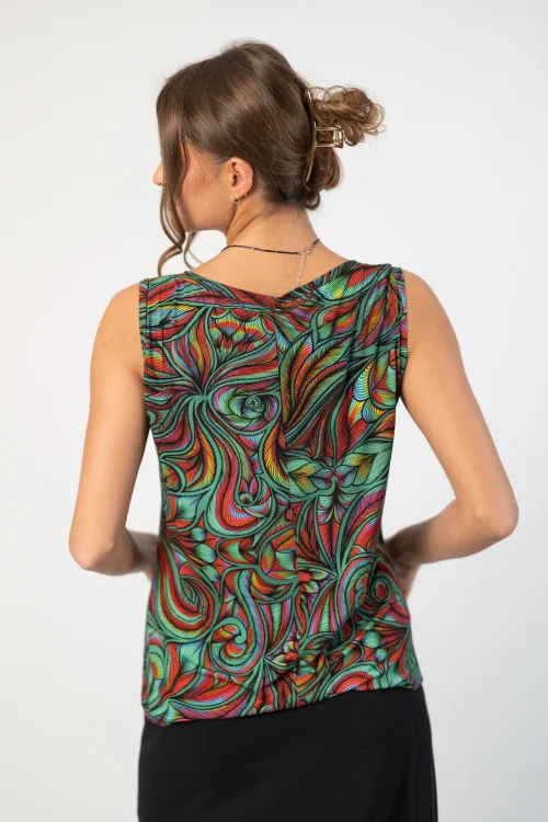 bluzka-wiskozowa-z-dekoltem-woda-kolekcja-BLOOM-green-marka-vippi-design-3.jpg