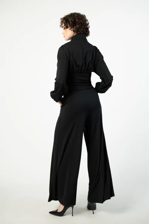 bluza gorsetowa i spodnie dzwony z dekoracyjnymi taśmami  marka VIPPI DESIGN (9).jpg