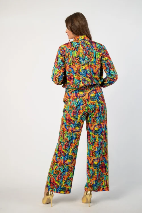 bluza krotka ze stojką i złota taśmą na rękawach i spodnie szerokie dresowe ze złotą taśma na lampasach kolekcja SEA multi marka VIPPI DESIGN (6).jpg