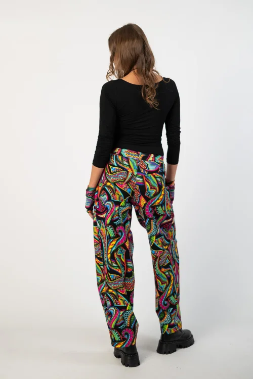 Spodnie baggy i rękawiczki mitenki kolekcja RAVEL BLUZKA CZARNA BASIC marka VIPPI DESIGN  (15).jpg