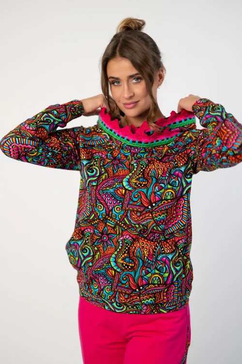 bluza z kapturem i szydełkową koronką kolekcja SALVADOR  marka VIPPI DESIGN (3).jpg