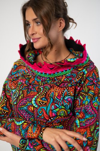 bluza z kapturem i szydełkową koronką kolekcja SALVADOR  marka VIPPI DESIGN (5).jpg