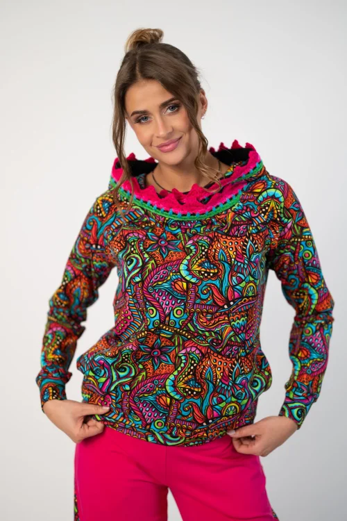 bluza z kapturem i szydełkową koronką kolekcja SALVADOR  marka VIPPI DESIGN (8).jpg
