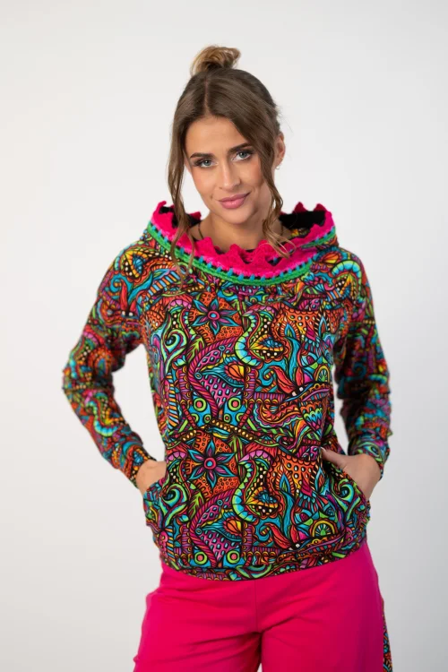 bluza z kapturem i szydełkową koronką kolekcja SALVADOR  marka VIPPI DESIGN (9).jpg