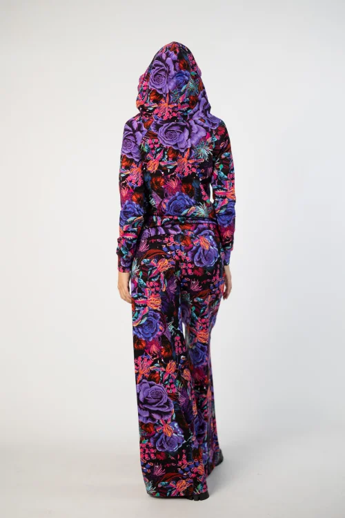 blzua z kapturem i sydełkową koronką i spodnie dzwony kolekcja ROSE violet  marka VIPPI DESIGN (10).jpg
