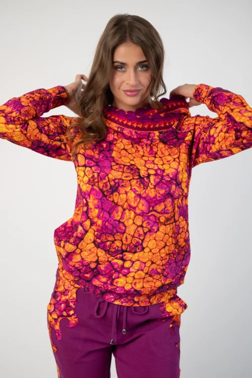 bluza z kapturem i szydełkową koronką kolekcja AMBER  marka VIPPI DESIGN (19).jpg